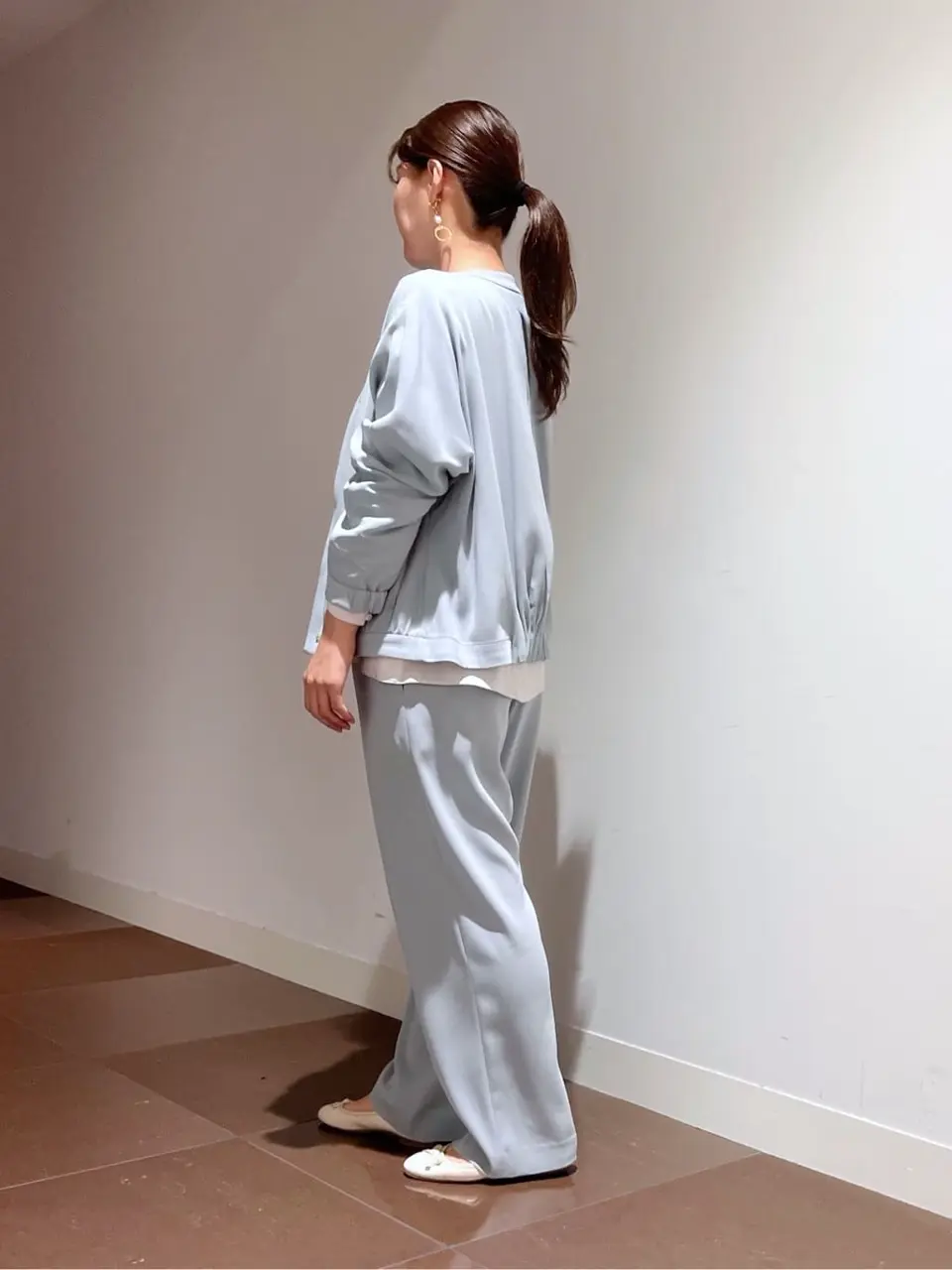 自由区 古宮 コーディネート画像