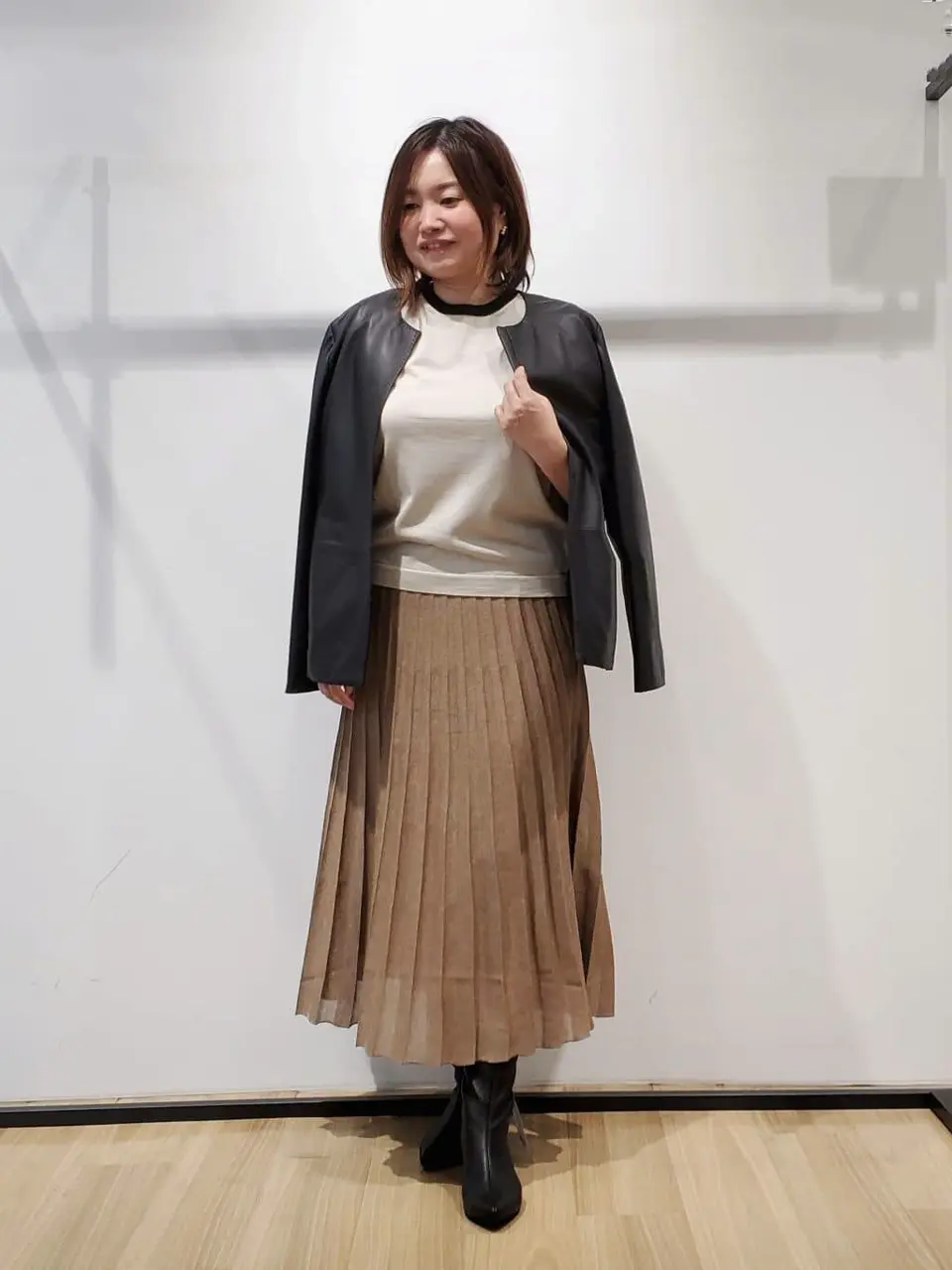 自由区 eri コーディネート画像