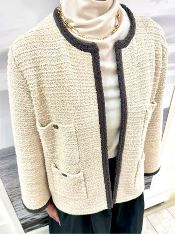 自由区 中鉢 コーディネート画像