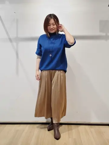 自由区 eri コーディネート画像