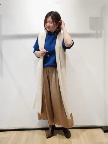 自由区 eri コーディネート画像