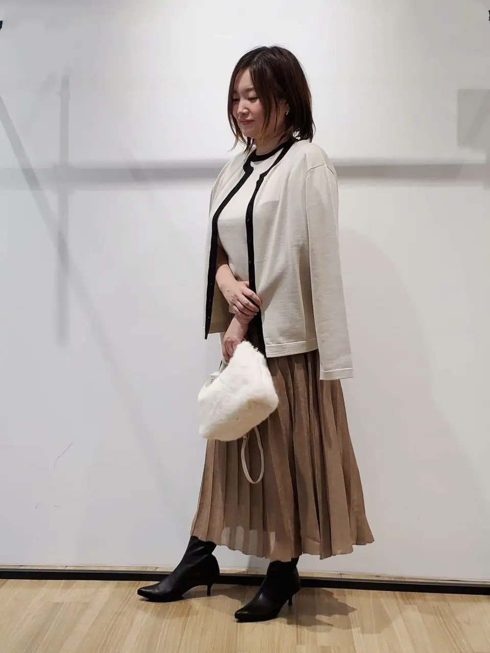 自由区 eri コーディネート画像