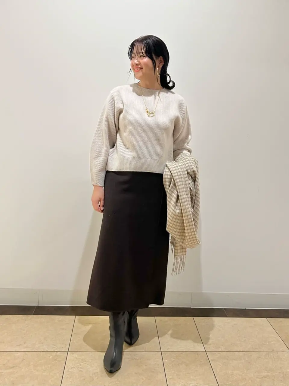 自由区 藤﨑 コーディネート画像