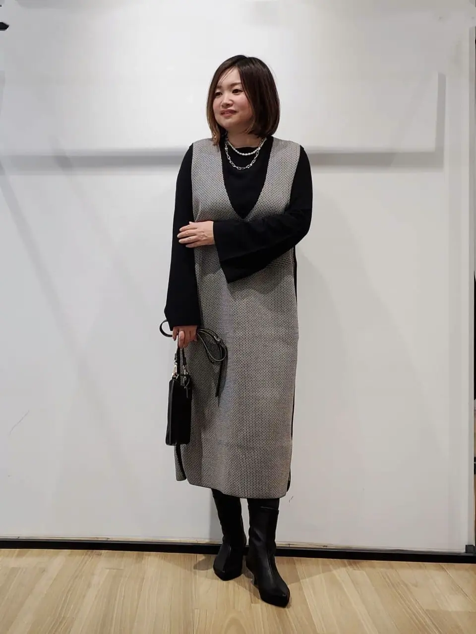 自由区 eri コーディネート画像