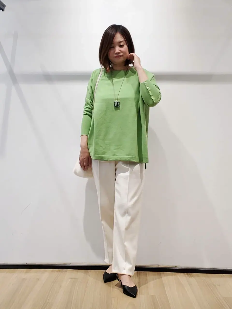 自由区 eri コーディネート画像