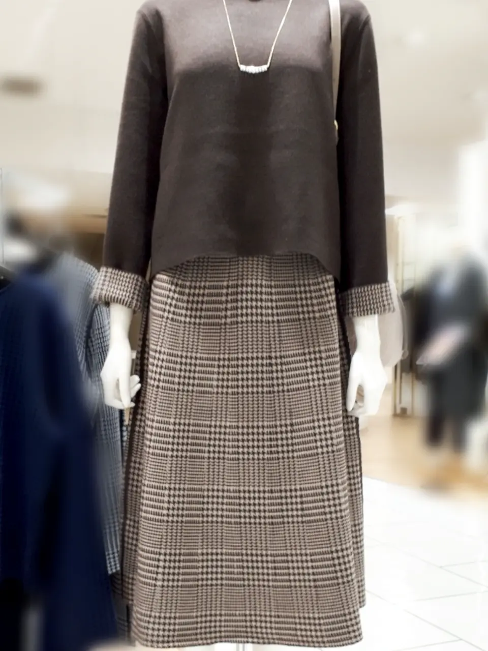  ナオミ コーディネート画像