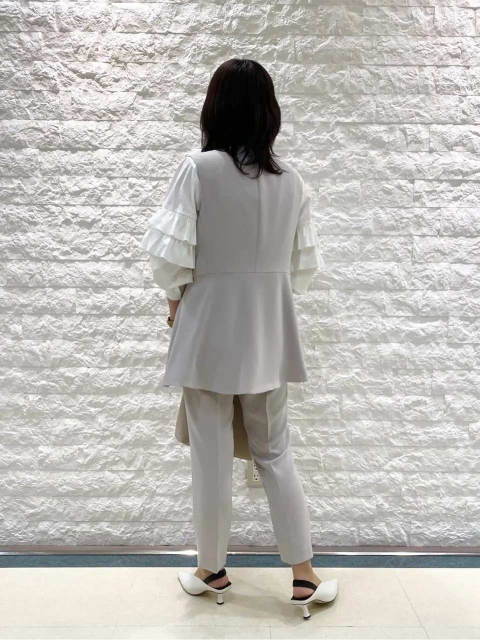 自由区 林 コーディネート画像