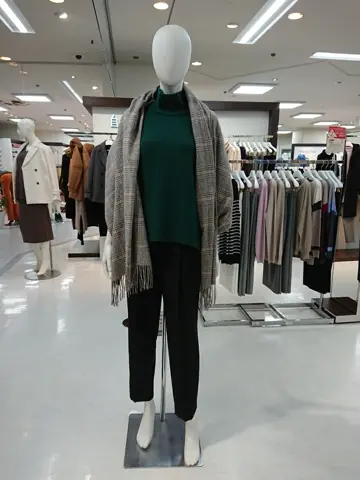 自由区 村田 コーディネート画像