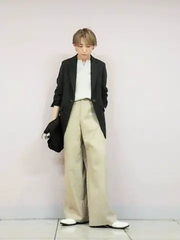 自由区 浅野 コーディネート画像