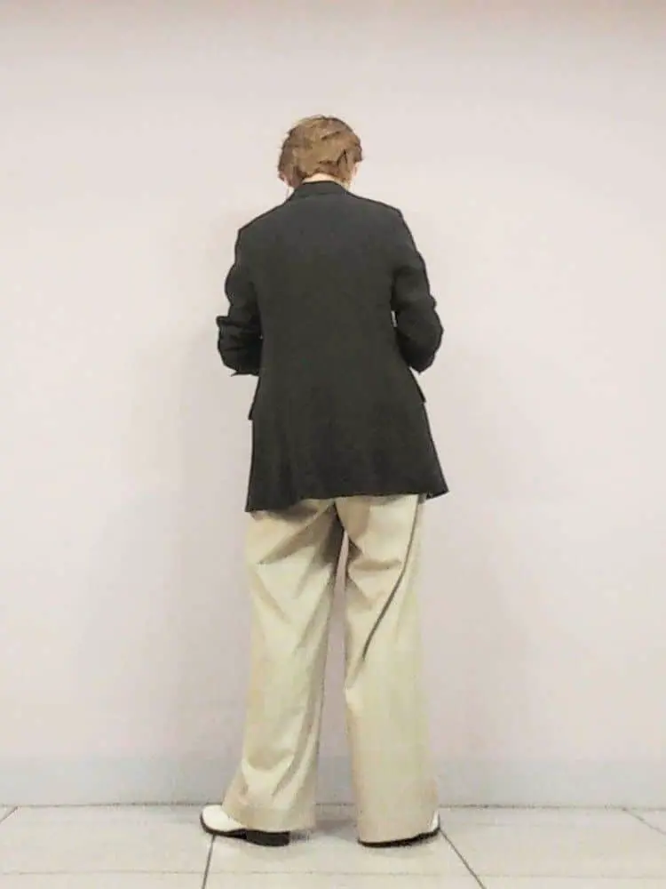 自由区 浅野 コーディネート画像