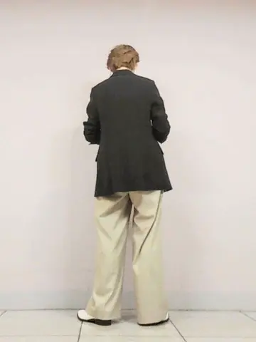 自由区 浅野 コーディネート画像