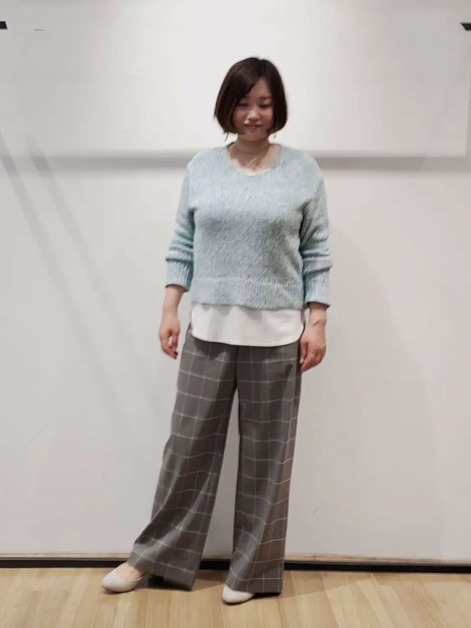 自由区 eri コーディネート画像