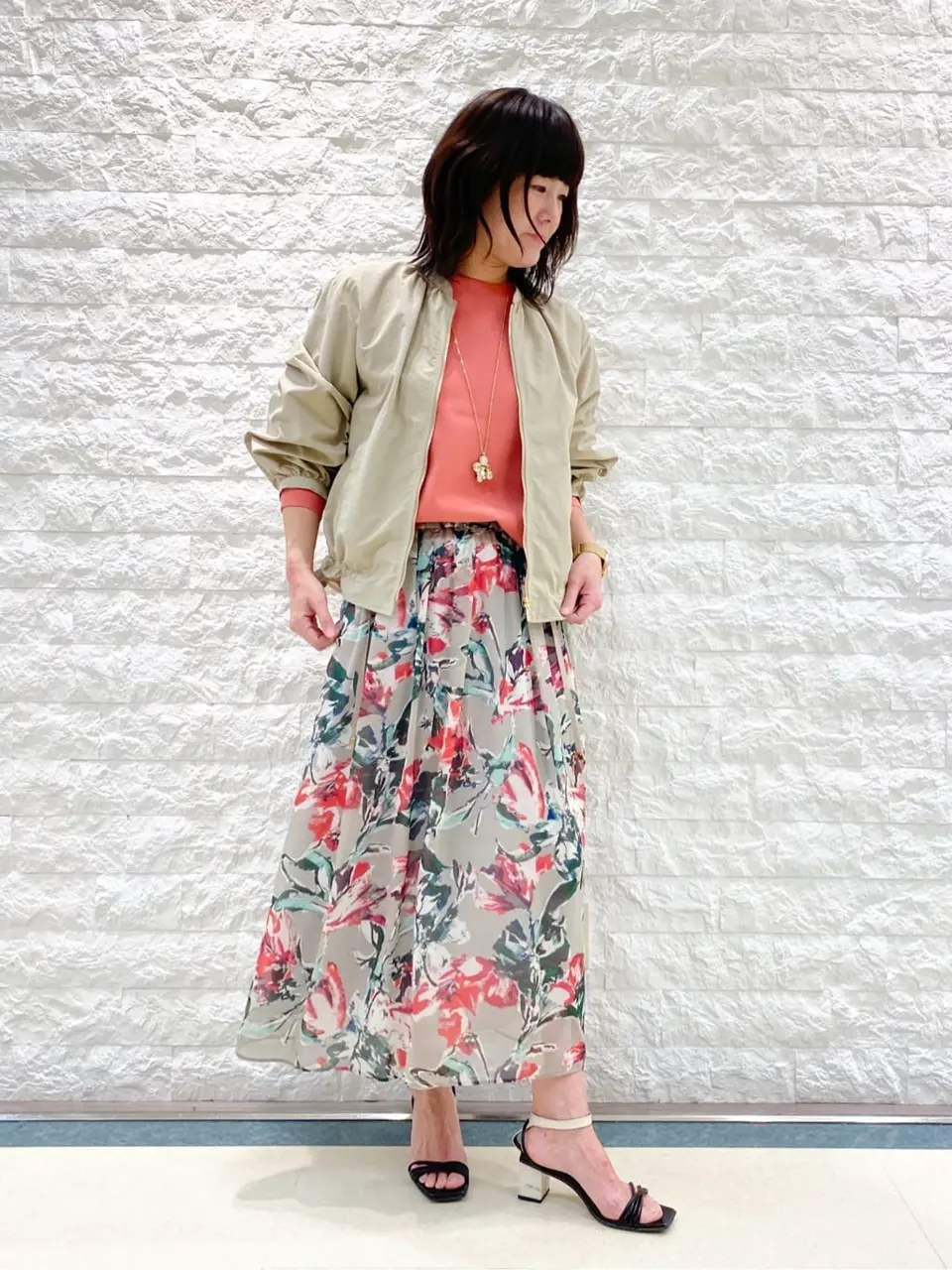 自由区 林 コーディネート画像