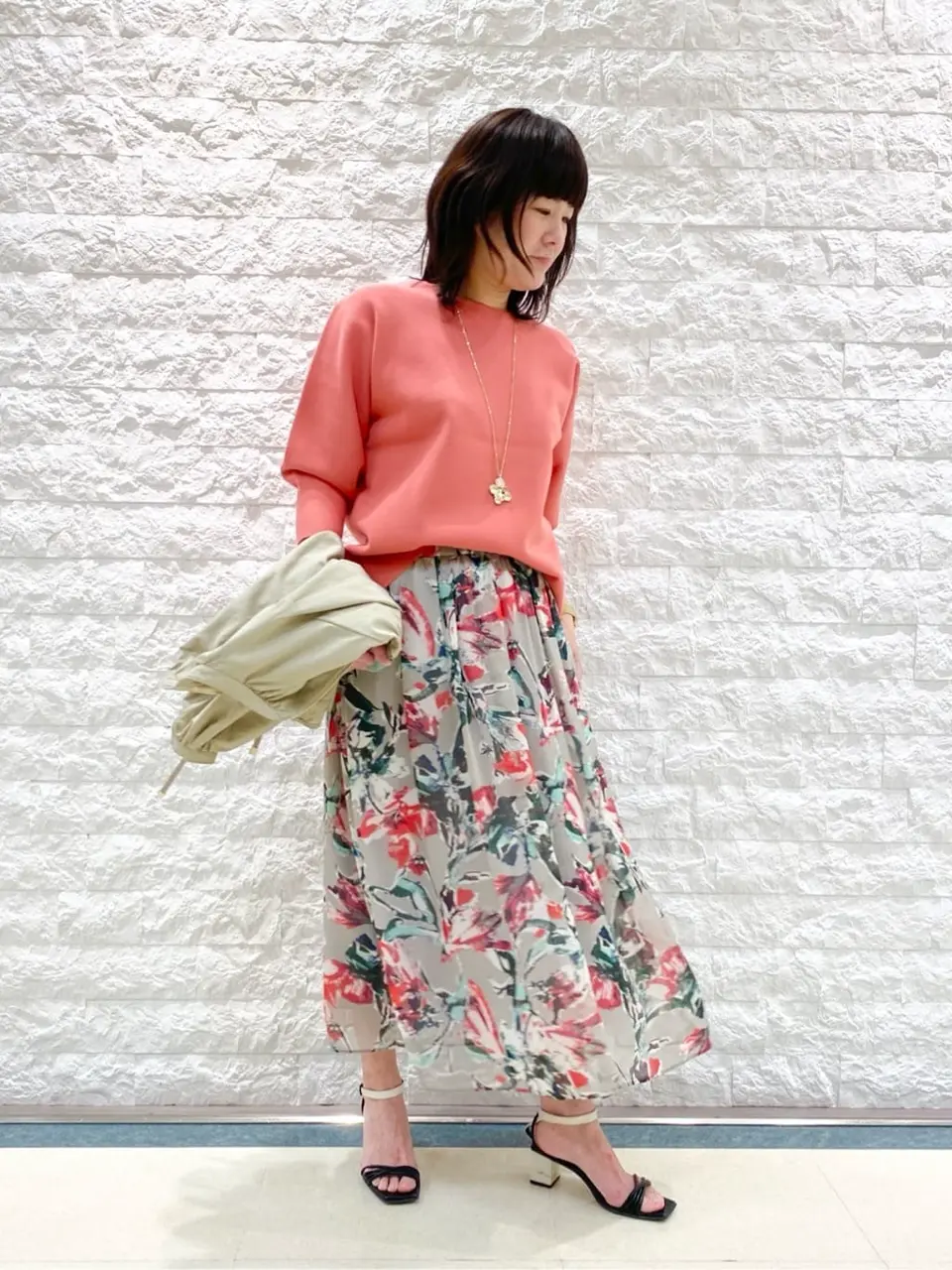 自由区 林 コーディネート画像