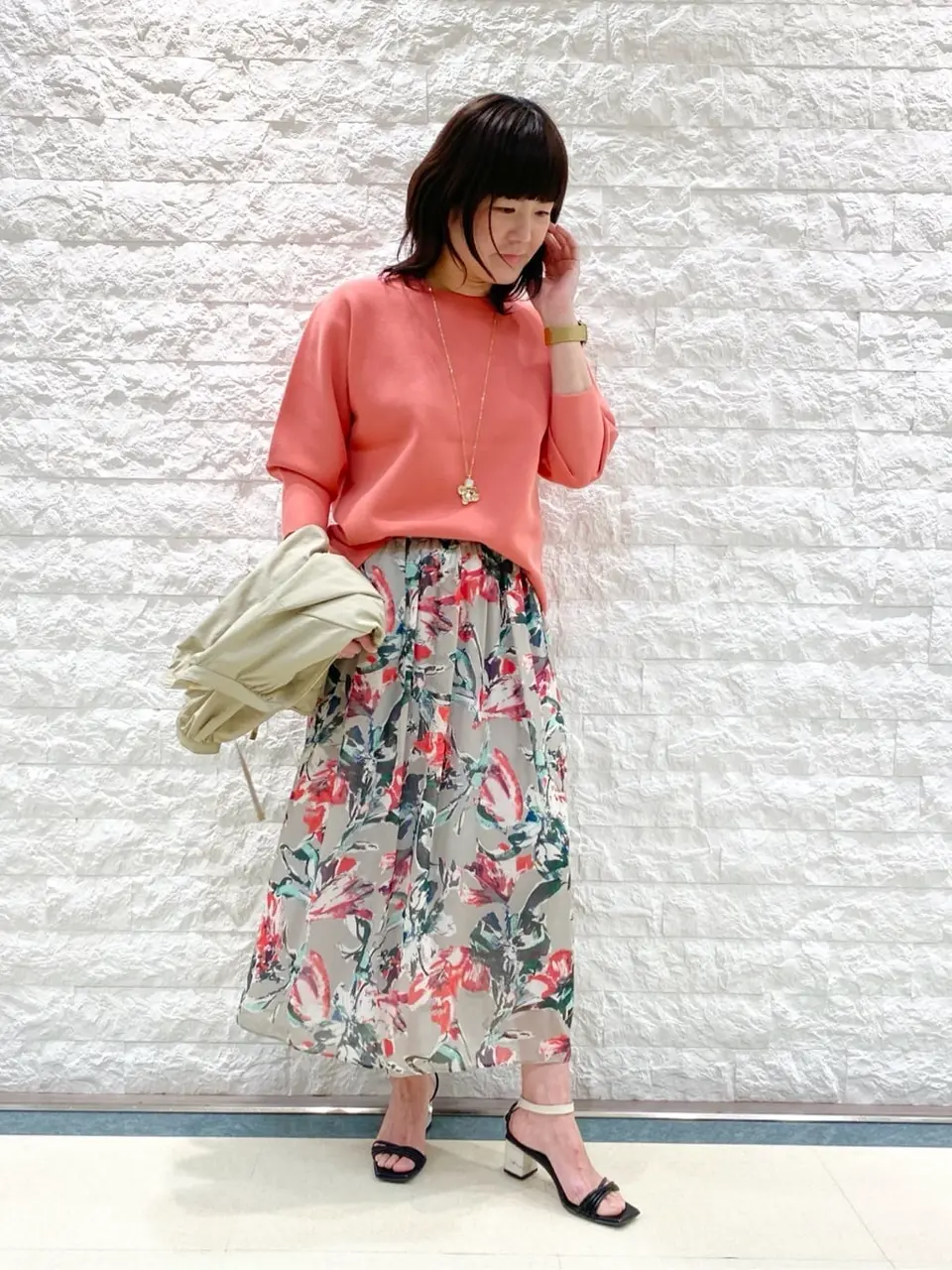 自由区 林 コーディネート画像