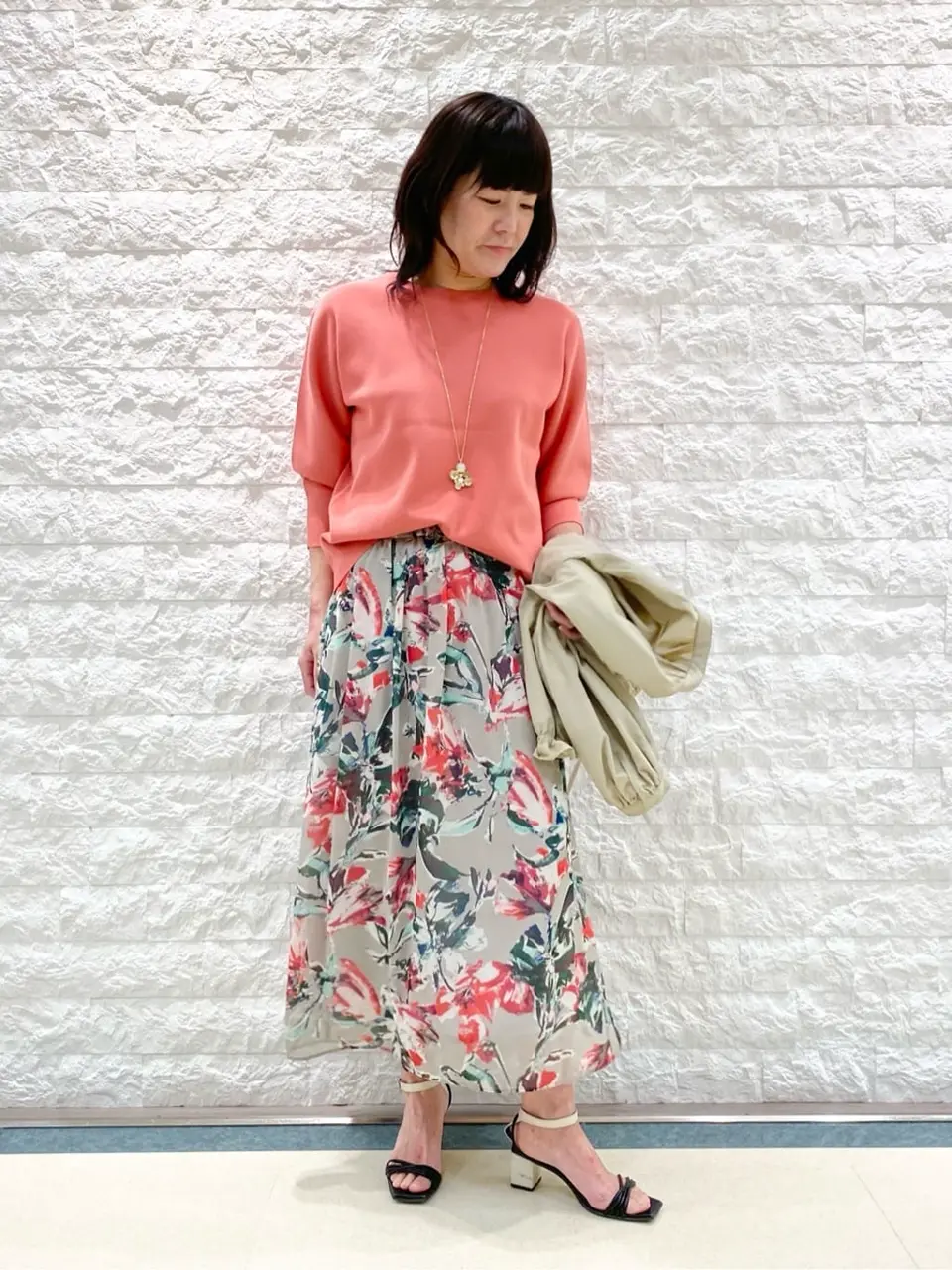 自由区 林 コーディネート画像