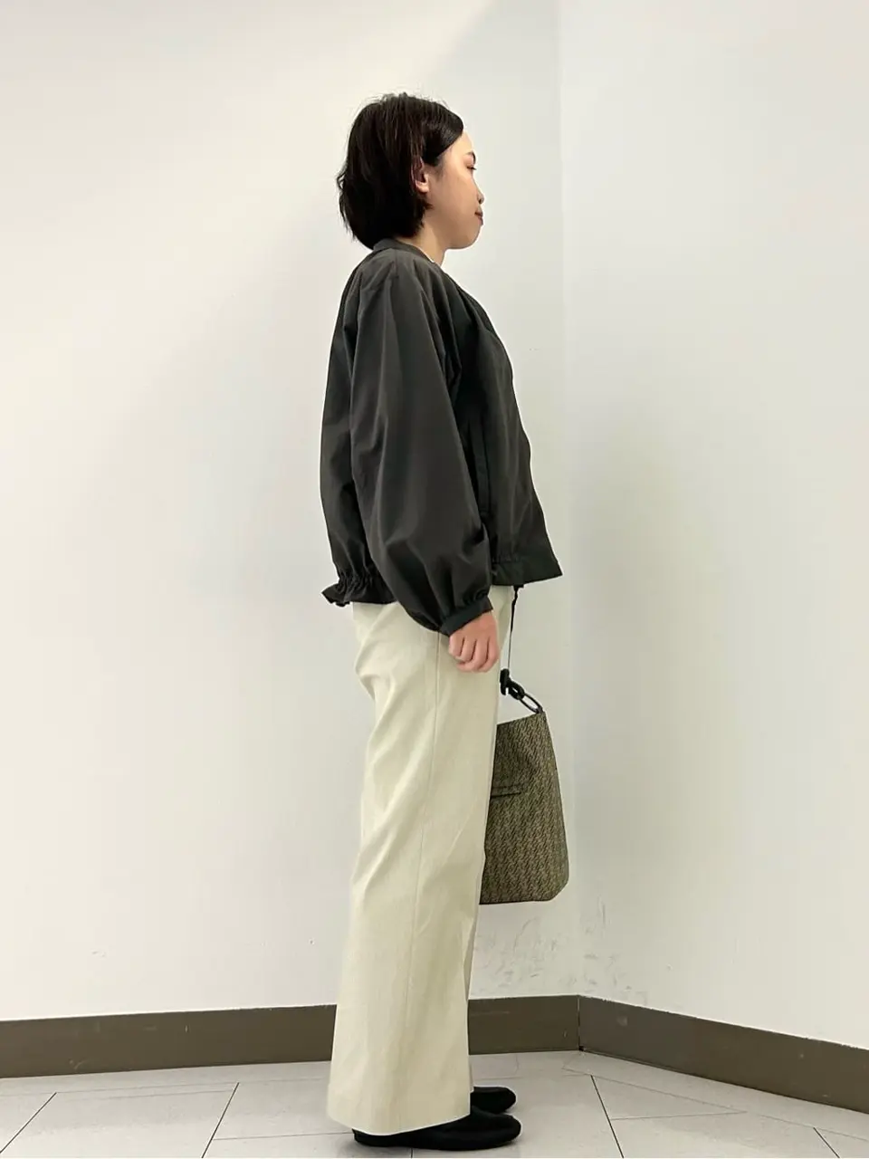 自由区 南 コーディネート画像