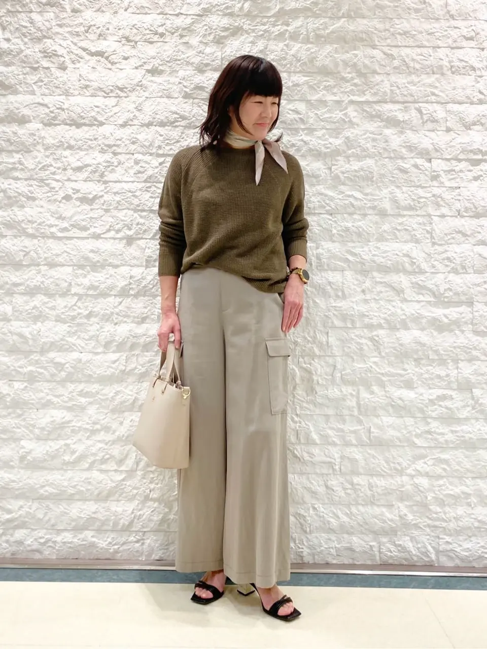 自由区 林 コーディネート画像