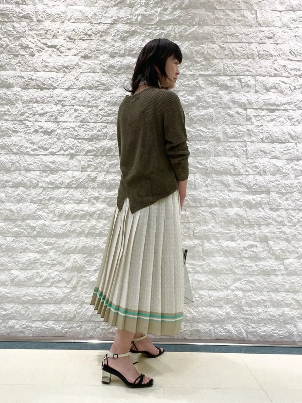 自由区 林 コーディネート画像