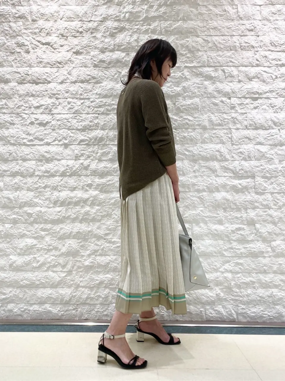 自由区 林 コーディネート画像