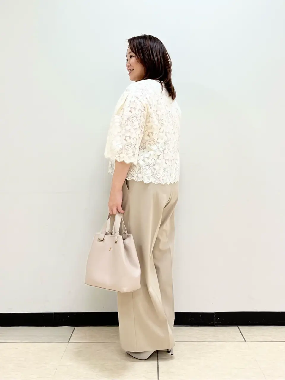 自由区 伊藤 コーディネート画像