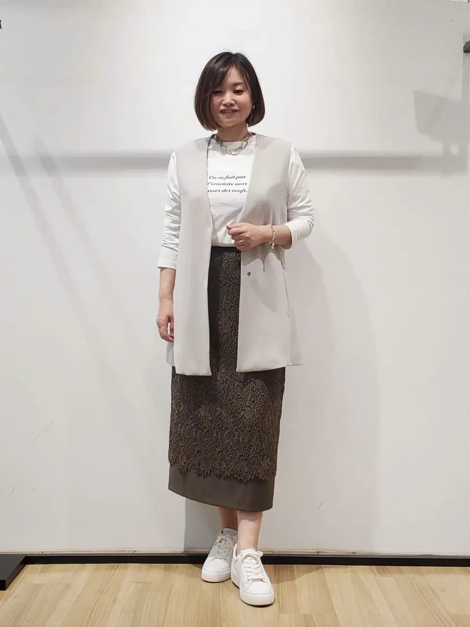 自由区 eri コーディネート画像