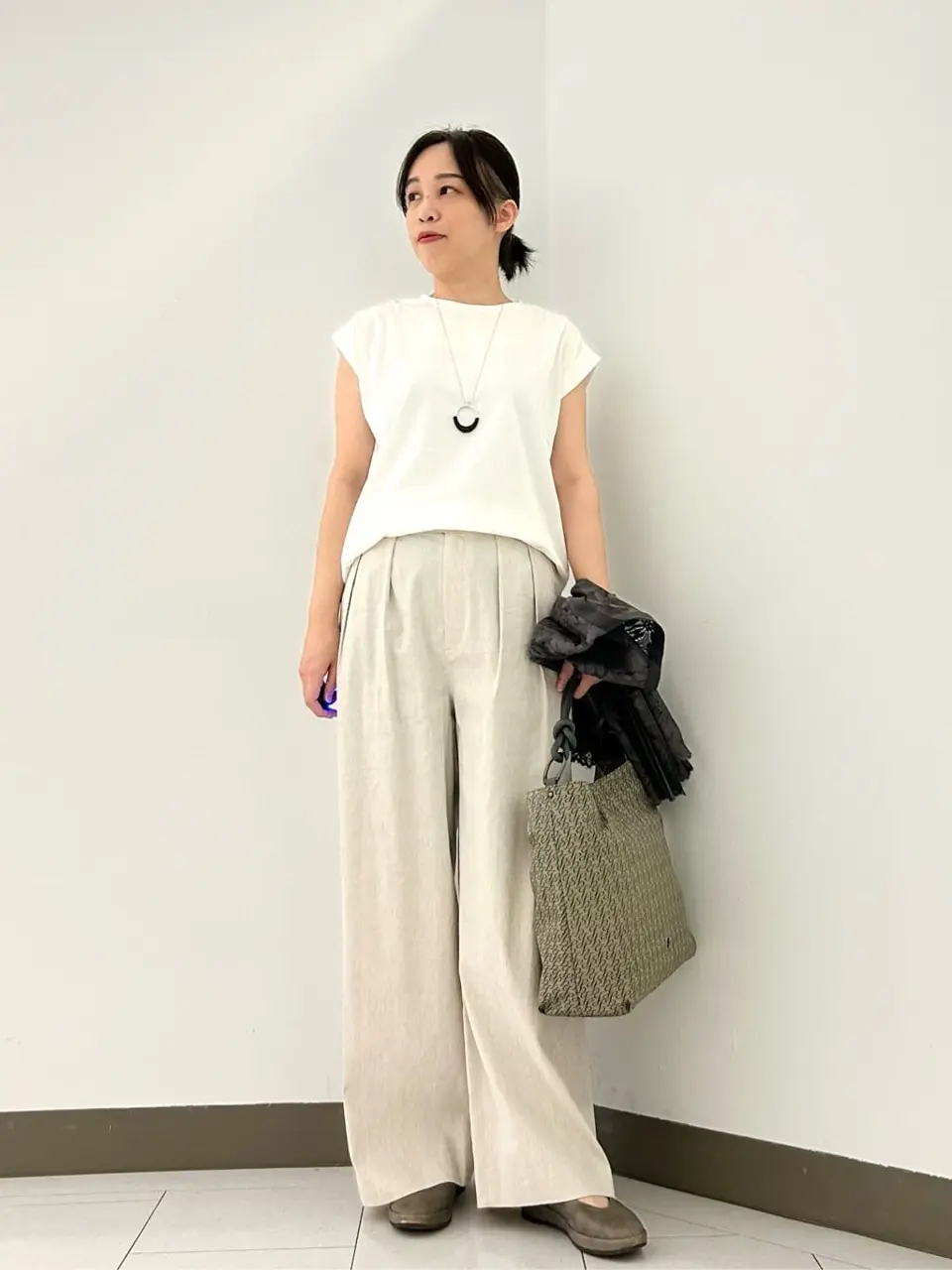 自由区 南 コーディネート画像