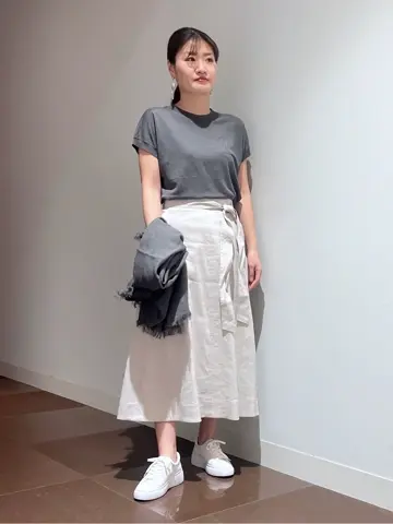 自由区 古宮 コーディネート画像