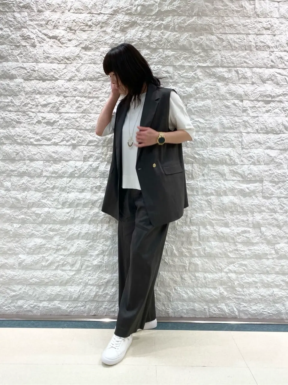 自由区 林 コーディネート画像