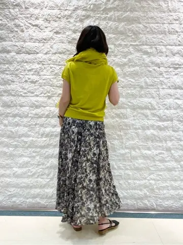 自由区 林 コーディネート画像