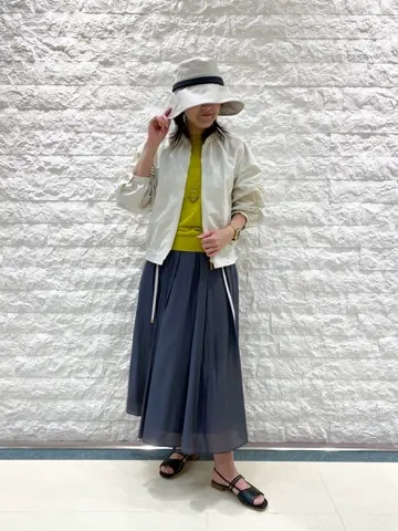 自由区 林 コーディネート画像