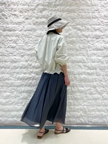 自由区 林 コーディネート画像