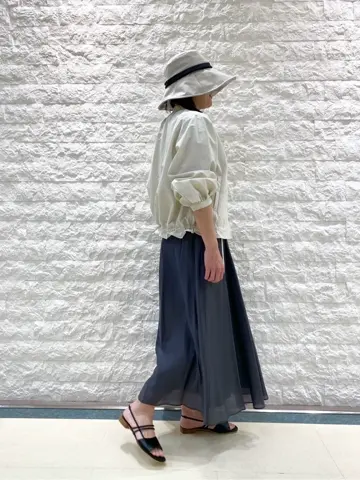 自由区 林 コーディネート画像