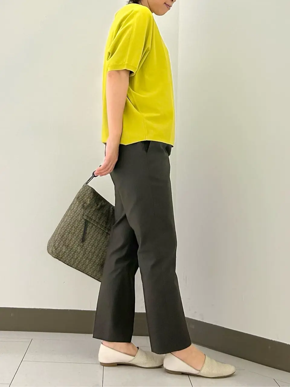 自由区 南 コーディネート画像