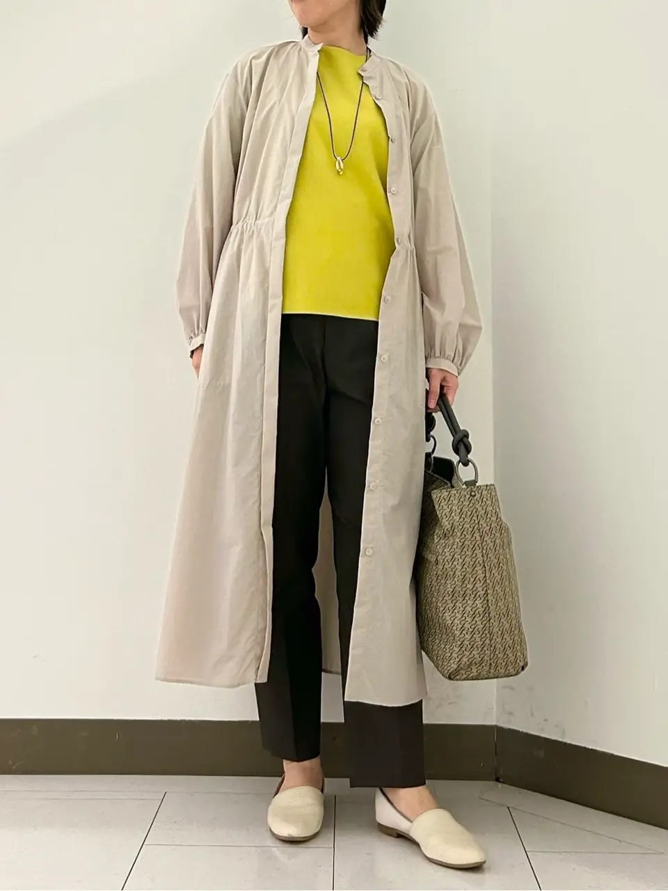 自由区 南 コーディネート画像