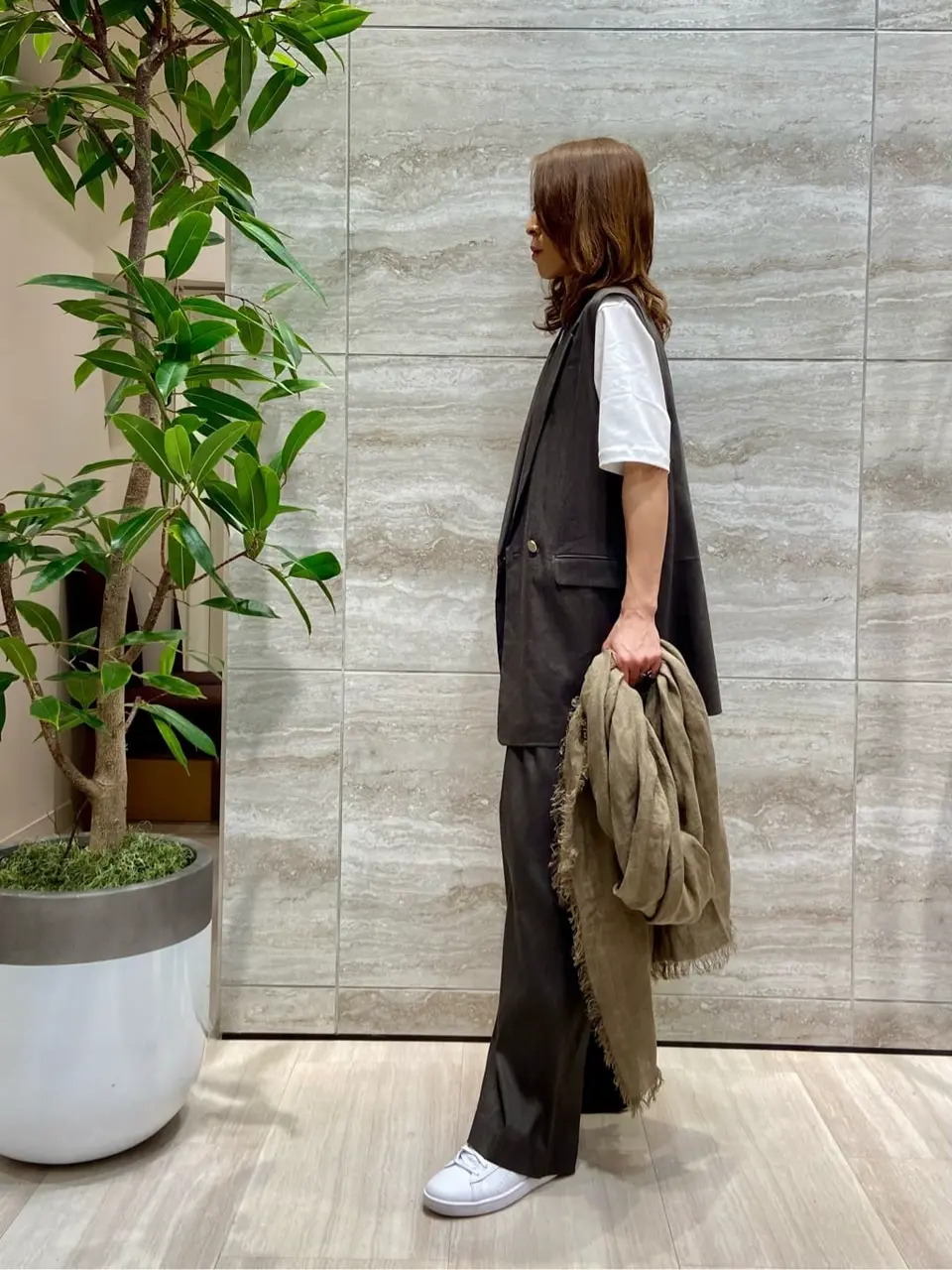 自由区 Ishii コーディネート画像