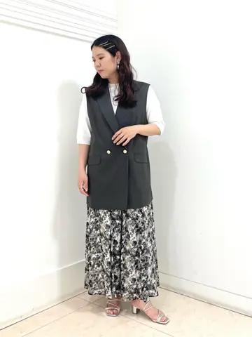 自由区 misato コーディネート画像