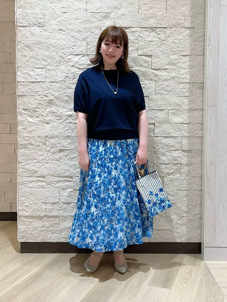 自由区 うめだ コーディネート画像