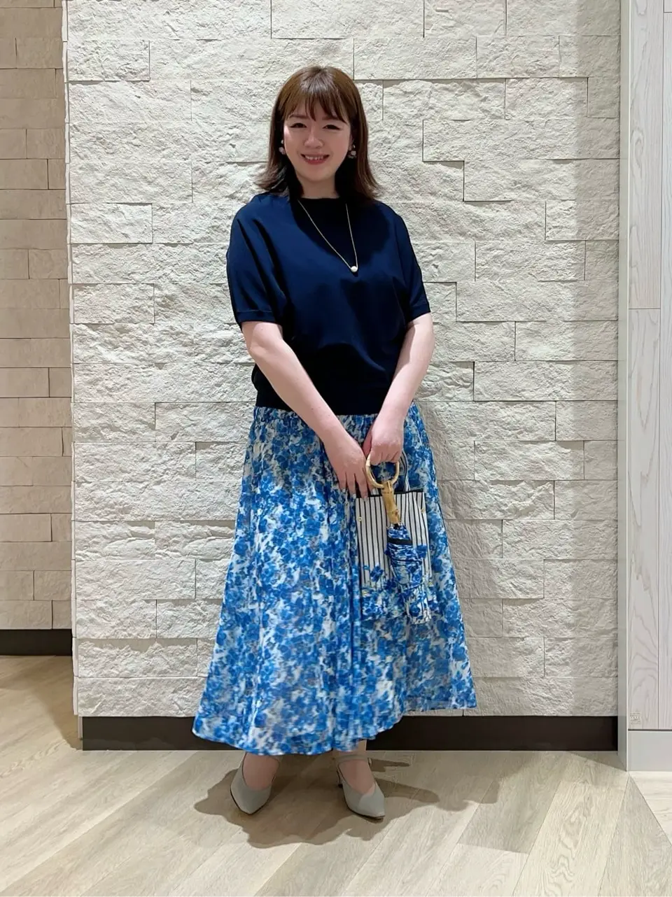 自由区 うめだ コーディネート画像