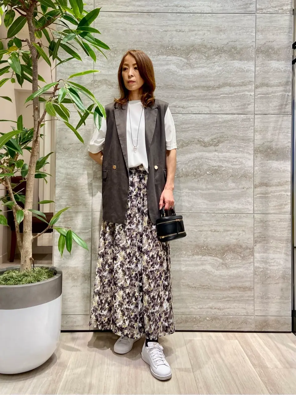 自由区 Ishii コーディネート画像