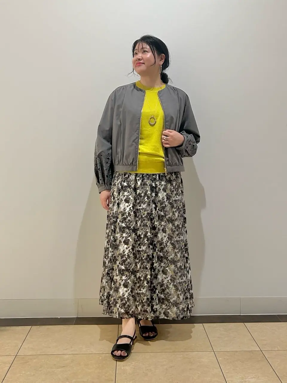 自由区 藤﨑 コーディネート画像