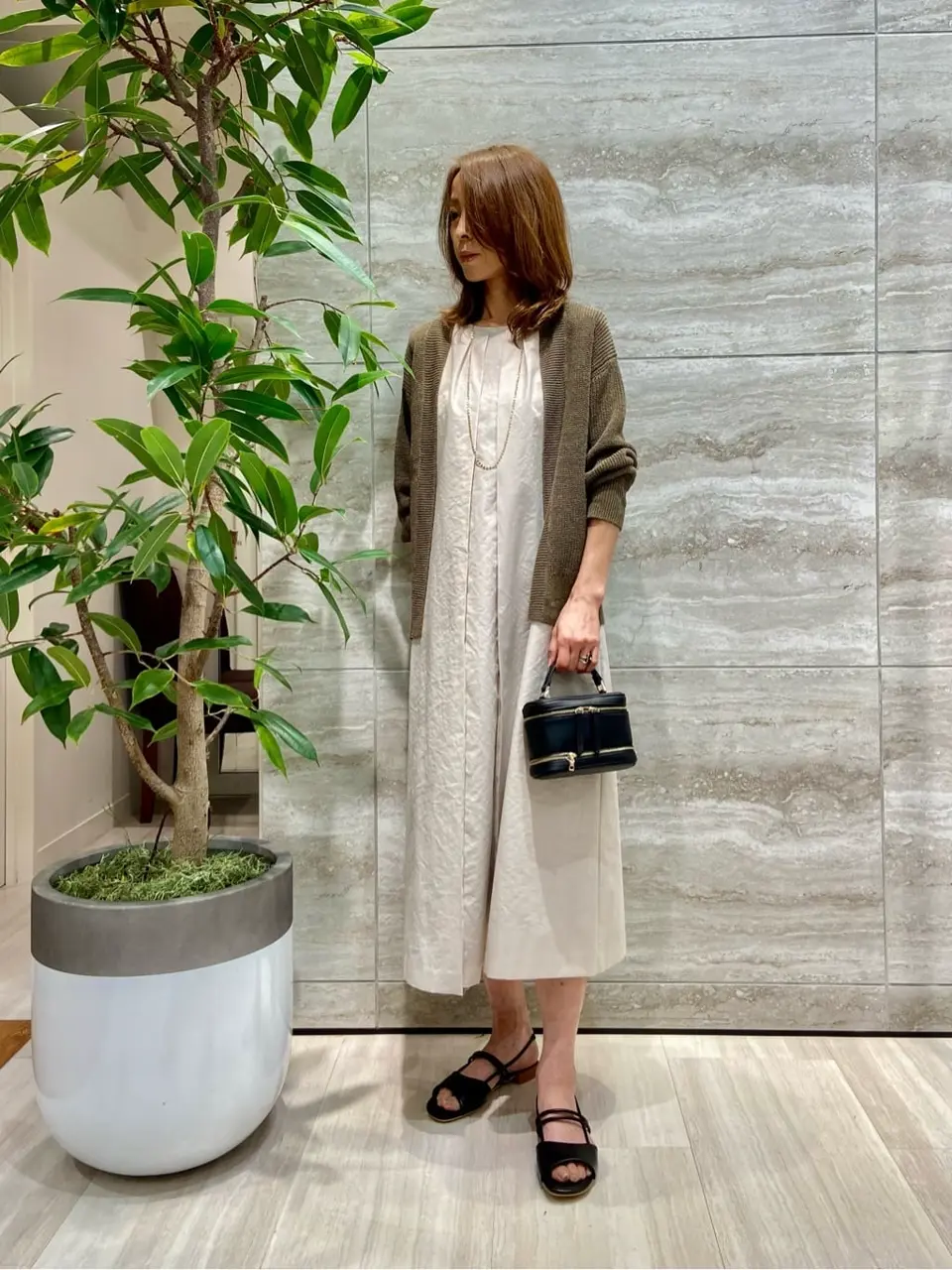 自由区 Ishii コーディネート画像