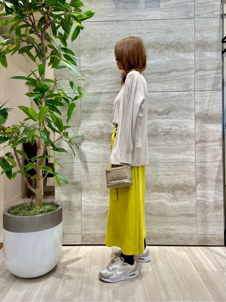 自由区 Ishii コーディネート画像