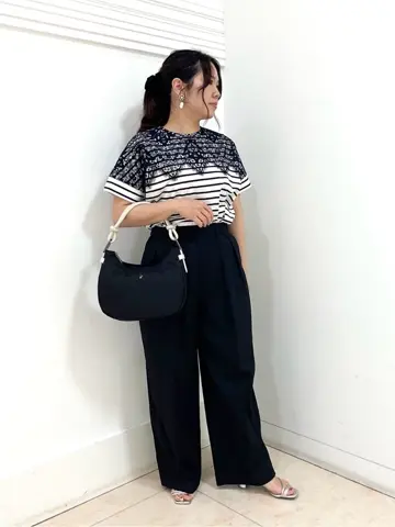 自由区 misato コーディネート画像