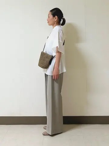 自由区 坂本 コーディネート画像