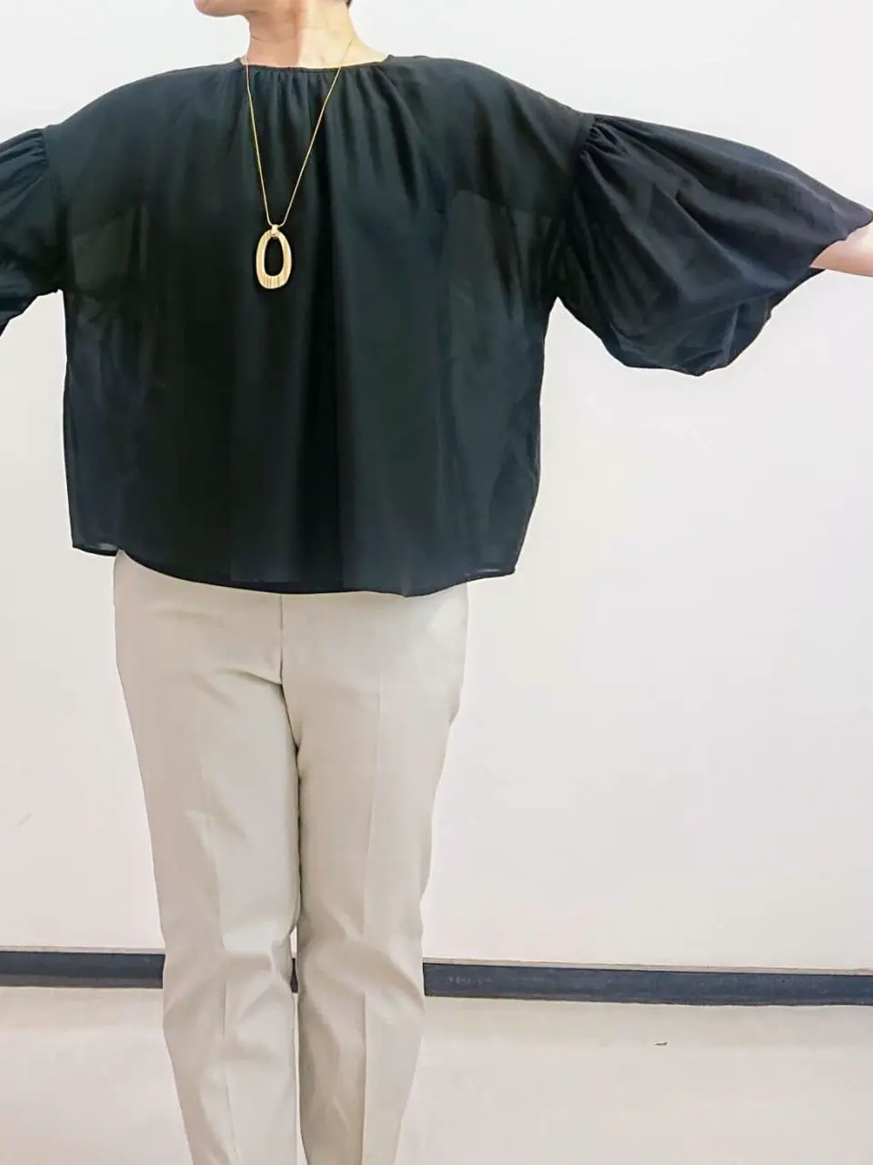 自由区 近藤 コーディネート画像