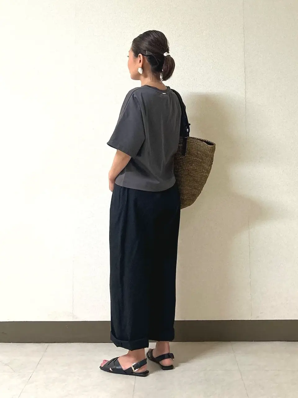 自由区 坂本 コーディネート画像