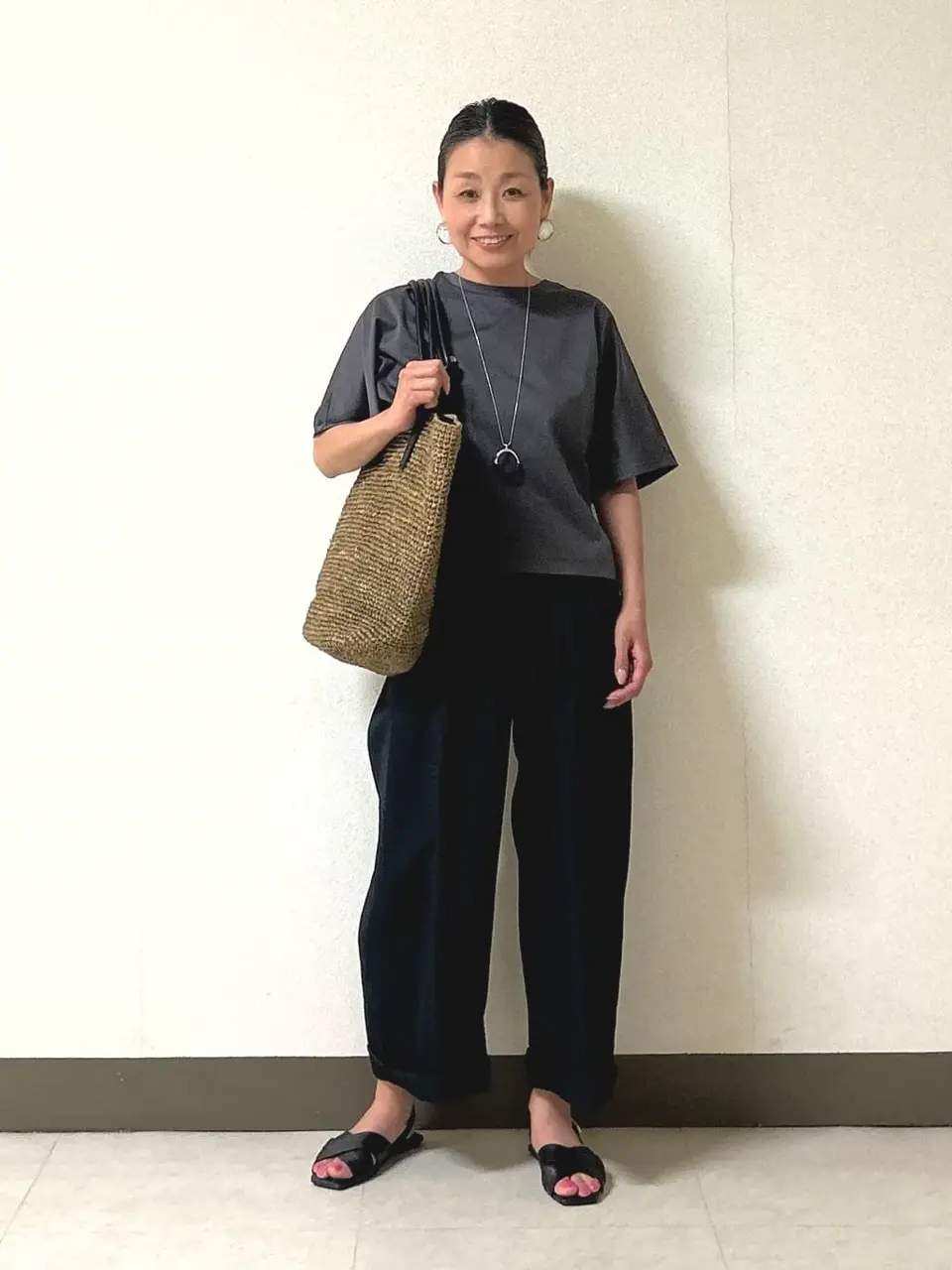 自由区 坂本 コーディネート画像