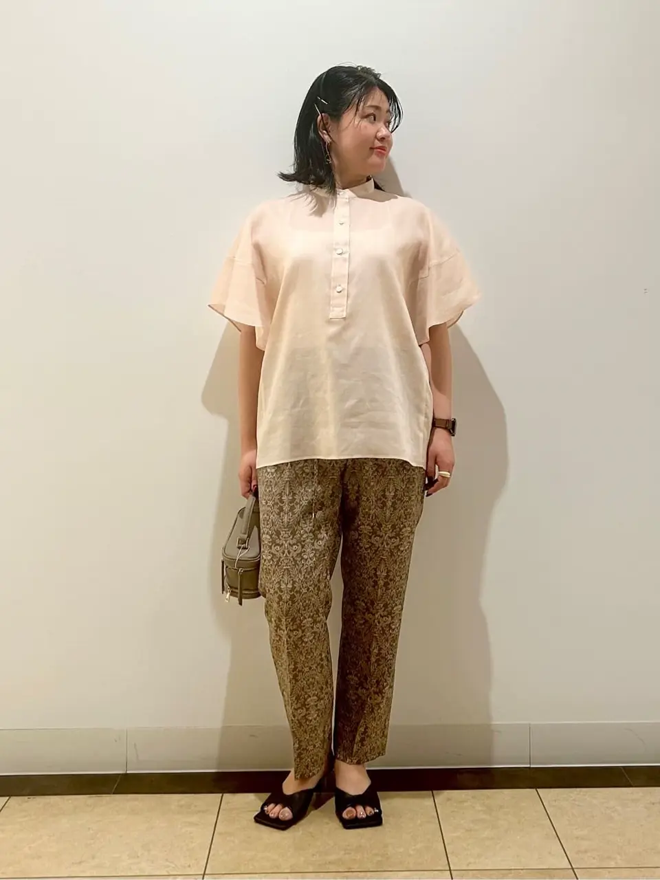 自由区 藤﨑 コーディネート画像