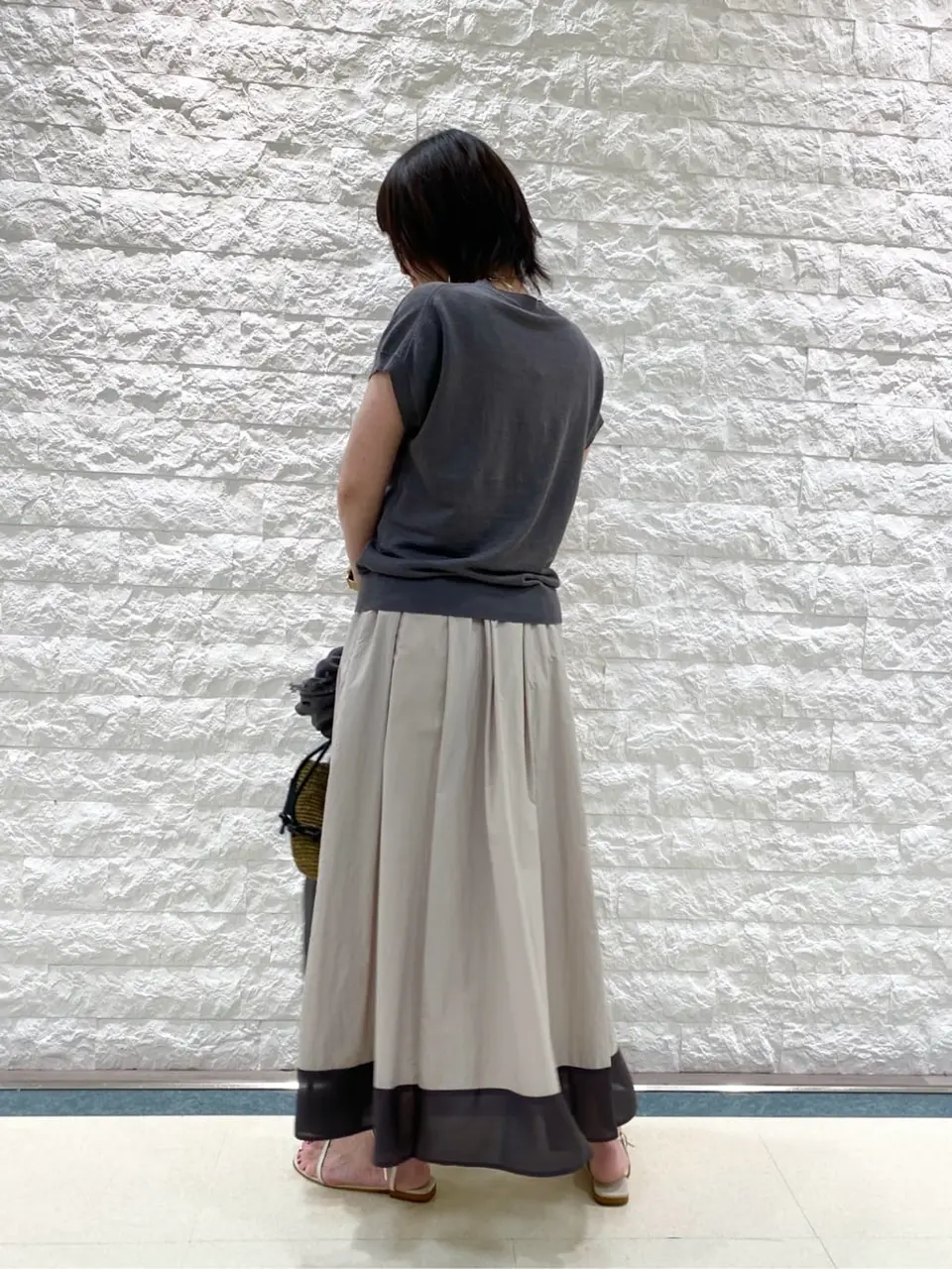 自由区 林 コーディネート画像